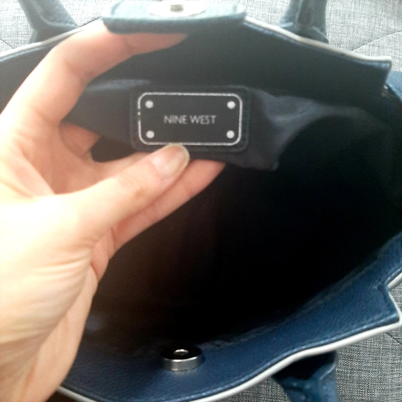 Nine West bag - Picture 7 of 8